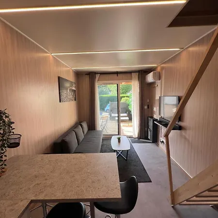Tiny House Pour 4 A Disneyland Paris Holiday home *